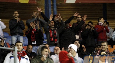 אוהדי בני סכנין בטדי (יוסי ציפקיס) אוהדי בני סכנין בטדי (יוסי ציפקיס)