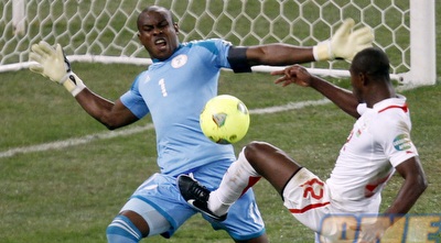 וינסנט אניימה. ישמור על שער נקי? (רויטרס)