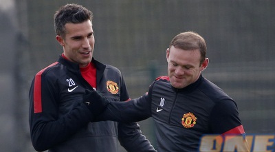 ואן פרסי ורוני באימון המסכם (רויטרס)