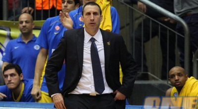 דייויד בלאט (יוסי ציפקיס)