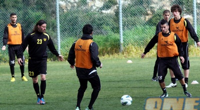 ריקן ופרננדס. צפויים לפתוח בהרכב (גיא בן זיו)