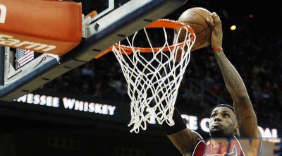 לברון מטביע (רויטרס)