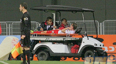 עותמאן יורד מהדשא (משה חרמון)