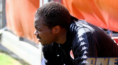 אפולה אדל. בעיות בקצב הלב (שי לוי)