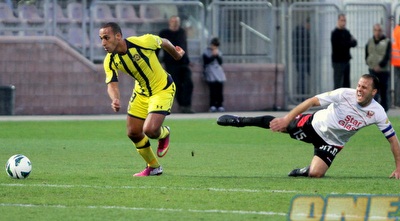 ראדי פורץ, חלאילה כואב (יניב גונן)