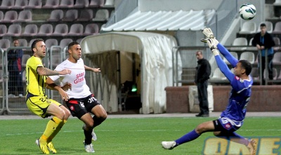 פריצה מחטיא (יניב גונן) פריצה מחטיא (יניב גונן)