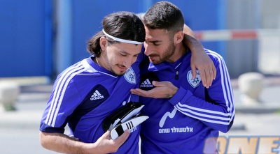 אלירן עטר ואלמוג כהן (יניב גונן) אלירן עטר ואלמוג כהן (יניב גונן)