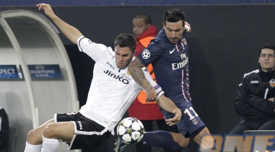 אסקייל לאבצי ו-ויקטור רואיס במאבק (רויטרס)