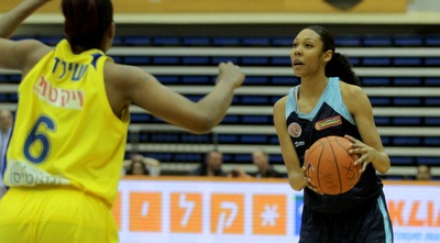 גארדנר מול שילדס (יניב גונן) גארדנר מול שילדס (יניב גונן)