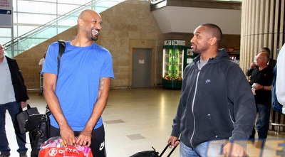 שארפ וסמית´ (שי לוי) שארפ וסמית´ (שי לוי)