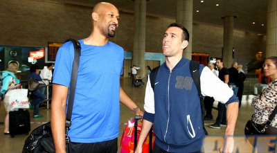 רוט וסמית´ (שי לוי) רוט וסמית´ (שי לוי)