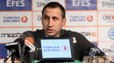 דיוויד בלאט (חגי ניזרי)