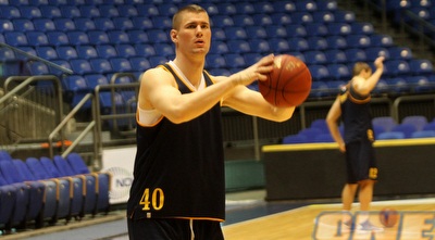 פול דייויס. משוכה קשה לי-ם (חגי ניזרי)