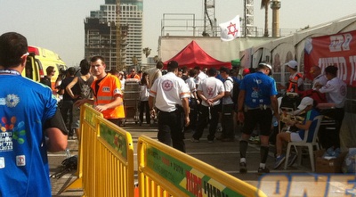 מרפאות השדה במרתון ת&qout;א (ONE)