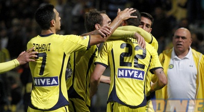 זהבי, קרלוס ועטר חוגגים עם פריצה (יוסי ציפקיס)