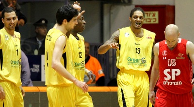 שחקני נתניה מרוצים, איתן מאוכזב (שי לוי)