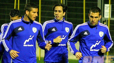 הליגיונרים. שכטר, בניון וחמד (משה חרמון)