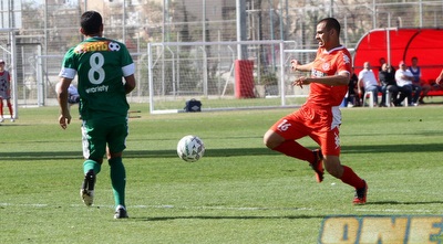 עמית אמזלג בפעולה. הוקפץ לקבוצה הבוגרת (חגי ניזרי)