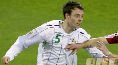 ג´וני אוונס. ייעדר במרכז ההגנה (רויטרס)