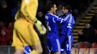 רפאלוב וזהבי חוגגים בבלפסט (רויטרס) רפאלוב וזהבי חוגגים בבלפסט (רויטרס)