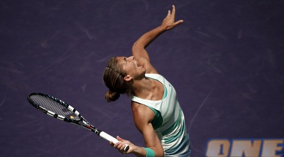 אירני מגישה, לא עשתה חיים קלים למדורגת שנייה (רויטרס)