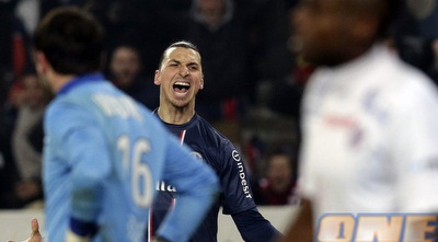 זלאטן בטירוף אחרי השער (רויטרס)