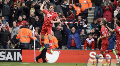 ריקי לאמברט אחרי השער הנהדר שלו (רויטרס) ריקי לאמברט אחרי השער הנהדר שלו (רויטרס)