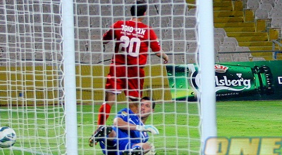 הכדור ברשת של הפועל ר&qout;ג (משה חרמון) הכדור ברשת של הפועל ר&qout;ג (משה חרמון)