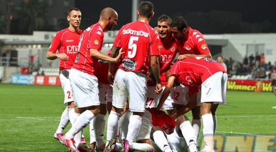 הפועל ת&qout;א חוגגת. 0:1 קטן (שי לוי)