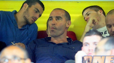 איציק קורנפיין. &qout;אמר שאין כסף&qout; (משה חרמון)