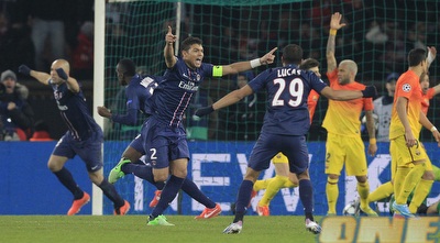 טיאגו סילבה חוגג על חשבון בארסה (רויטרס)