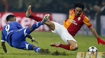 סלצ´וק אינאן מופל על-ידי מישל באסטוס (רויטרס)