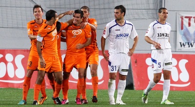 מרינקוביץ´, אדרי והרפקה חוגגים (שי לוי) מרינקוביץ´, אדרי והרפקה חוגגים (שי לוי)