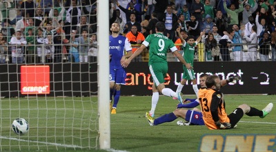 אזולאי כובש (עמית מצפה)