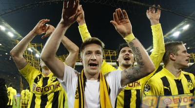 רויס והחברים מודים לקהל (רויטרס)