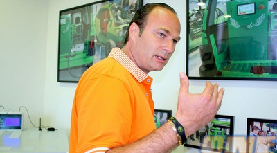 דניאל יאמר (משה חרמון)