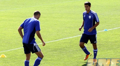 רועי קהת. יגיע לבירה? (חגי ניזרי) רועי קהת. יגיע לבירה? (חגי ניזרי)