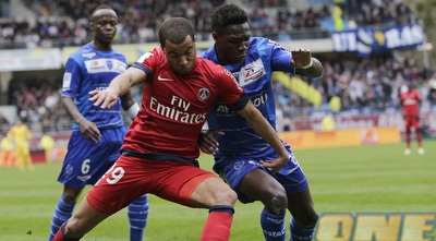 מורה נאבק באנסקאלה (רויטרס)