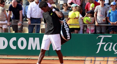 גאל מונפיס מאוכזב (רויטרס) גאל מונפיס מאוכזב (רויטרס)