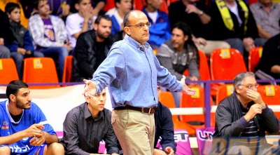 אריאל בית הלחמי. עובד (משה חרמון)