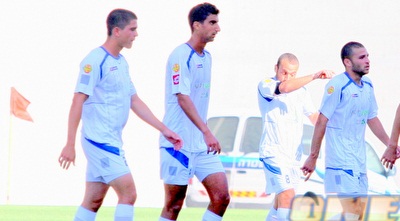 שחקני הפועל פ&qout;ת (משה חרמון)