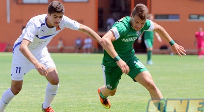 רז שטיין עובר את שי קונסטנטין (יניב גונן)