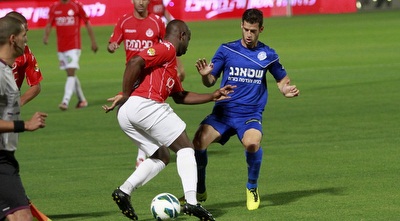 תמוז מנסה להשתחרר מאוסטוינד (יוסי ציפקיס)