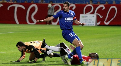 תמוז נפצע (יוסי ציפקיס)