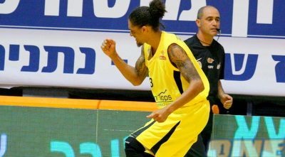 וושינגטון מאושר (משה חרמון)