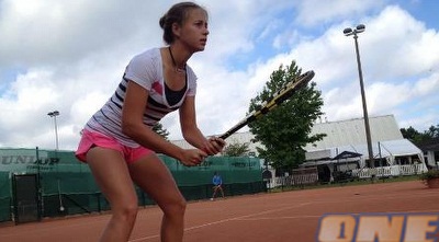 דניז חזניוק בפעולה (ONE)