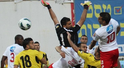 הרוש מפספס את הכדור (עמית מצפה)