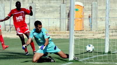 אוראל כהן סופג. שער אומלל (יניב גונן)