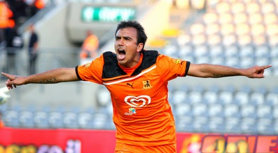 גלבאן במדי בני יהודה. ייאבק מולם על הירידה? (שי לוי) גלבאן במדי בני יהודה. ייאבק מולם על הירידה? (שי לוי)