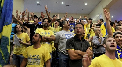 אוהדי מכבי (שי לוי)